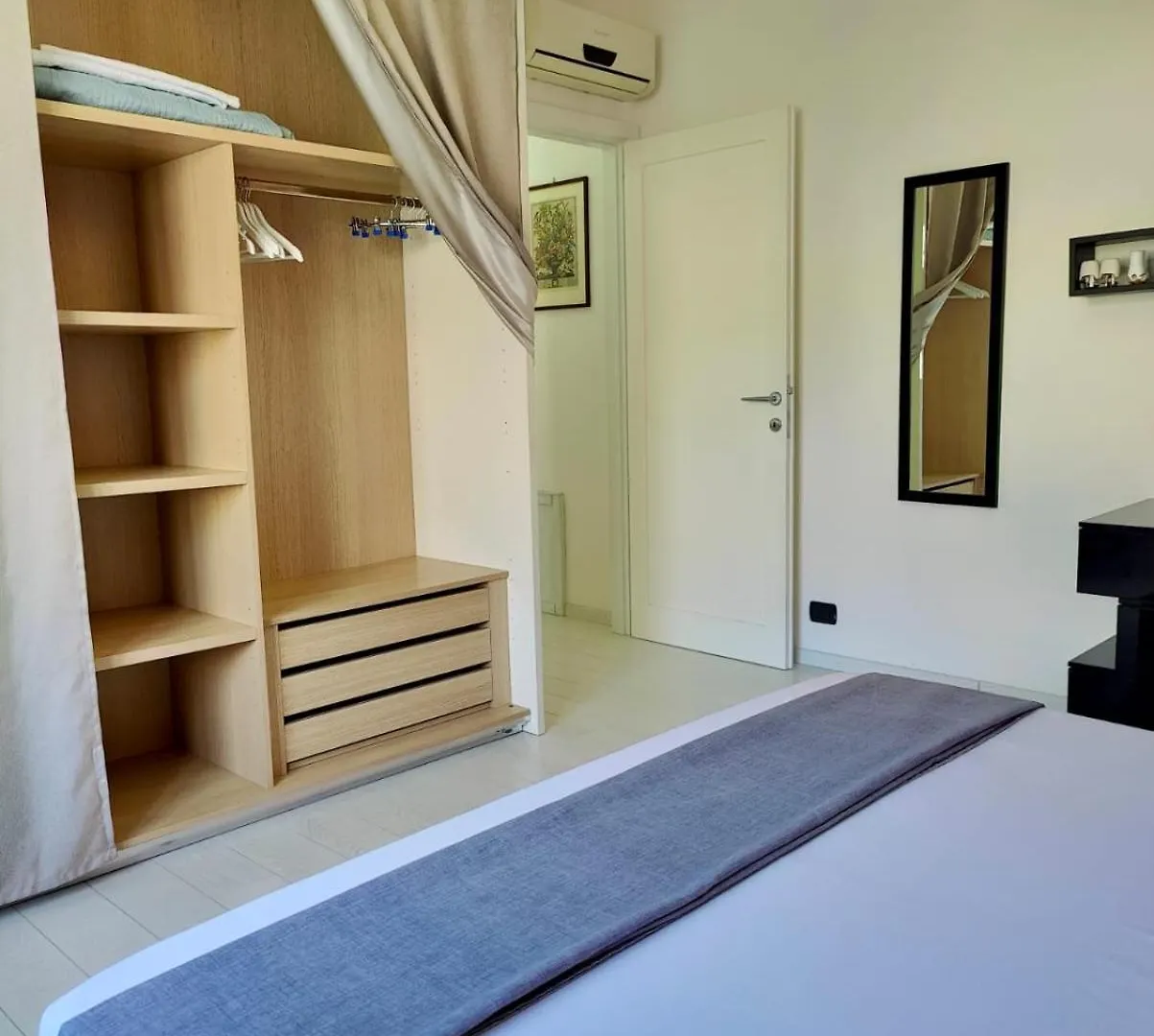 Ciusa Apartment Oristano 0*,  Włochy